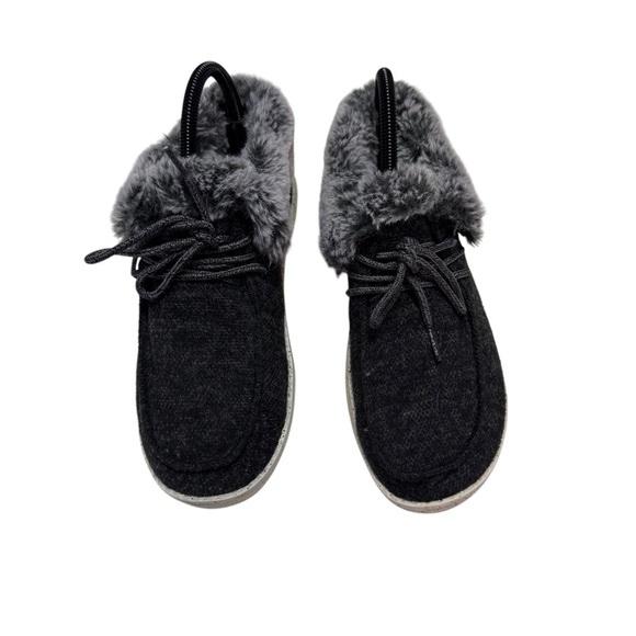 Hey Dude Britt Women Size 7 Faux Fur Slip On Shoes Black Grey Wendy Fold Casual - Picture 2 of 7
